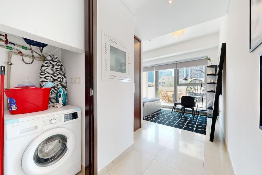 Appartamento In Part Of Downtown With Amazing Pool *